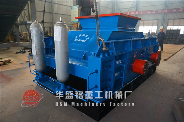 液壓對(duì)輥破碎機(jī)圖片